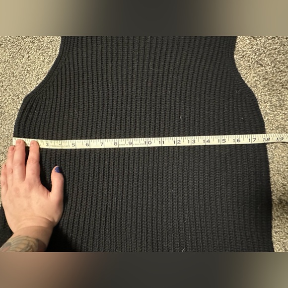 SOLD Size S knit mock neck tunic - Picture 8 of 8
